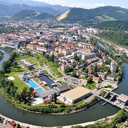 Auszeit Steiraland 3 Mit Ueberdachter Terasse Privatem Garten Und Gratis Parkplatz Leoben  Luaran gambar